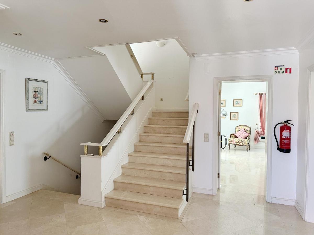 Yo-house Villa
